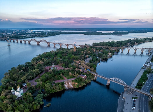 Монастирський острів у Дніпрі